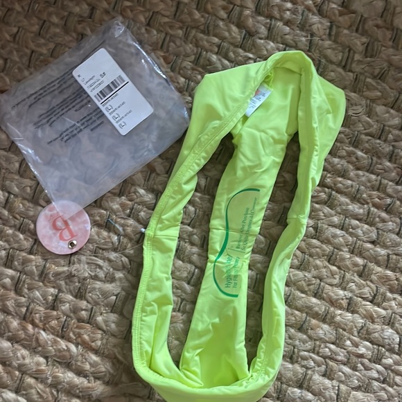 B. SWIM ❤️‍🔥 HAVANA BOTTOMS IN LIMELIGHT NWT SIZE LARGE - Picture 9 of 10